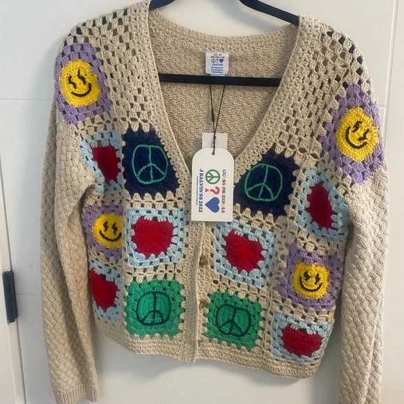 Sweater - Picture 1 of 3